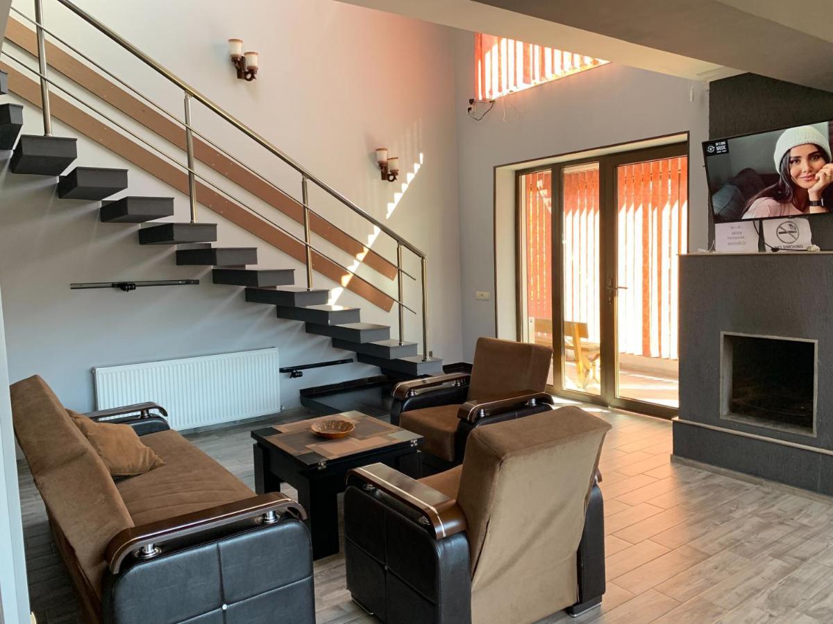 Villa Astoria Bakuriani Luaran gambar