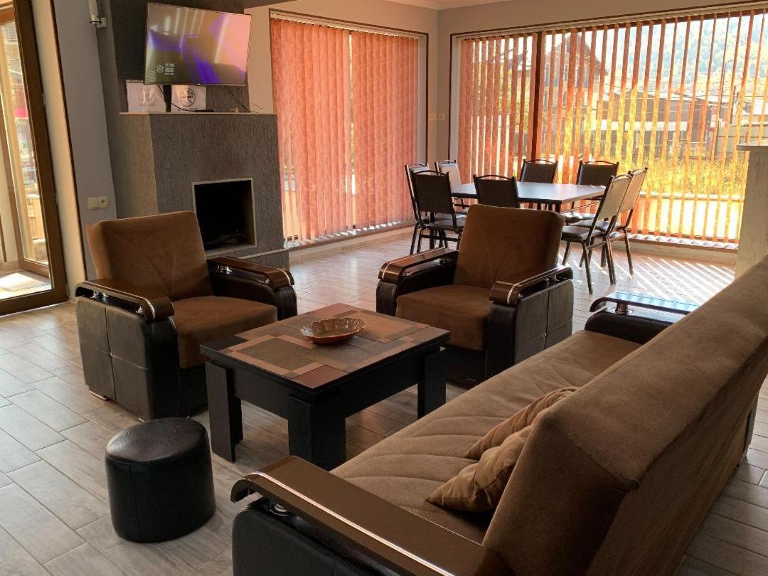 Villa Astoria Bakuriani Luaran gambar